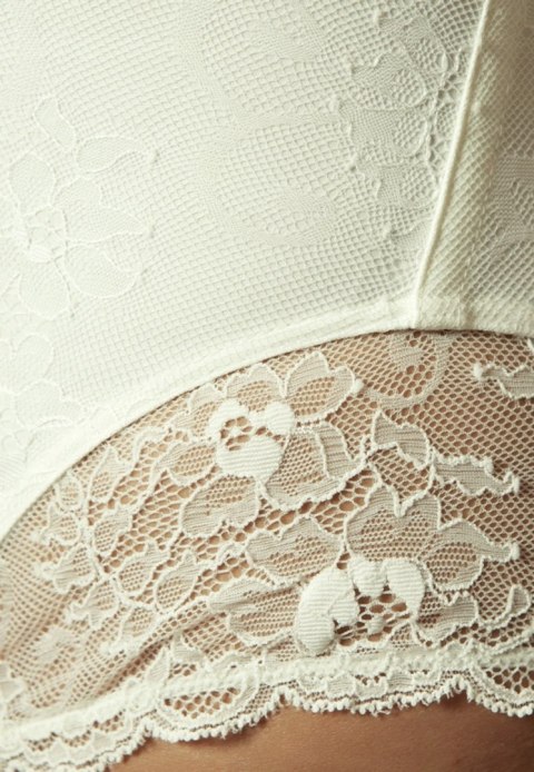 NOWY FANTASIE angielski ecru gorset 80C NOWY FANTASIE angielski ecru gorset 80C