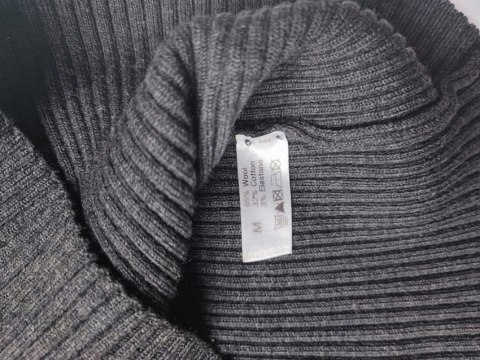 WOLFORD sweter merino popielaty medium WOLFORD sweter merino popielaty medium