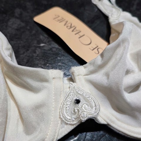 NOWY Lise Charmel kremowy miękki biustonosz 70B NOWY Lise Charmel kremowy miękki biustonosz 70B