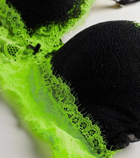 Biustonosz INTIMISSIMI Tiziana b fiszbin stanik 75C NOWY Biustonosz INTIMISSIMI Tiziana b fiszbin stanik 75C NOWY